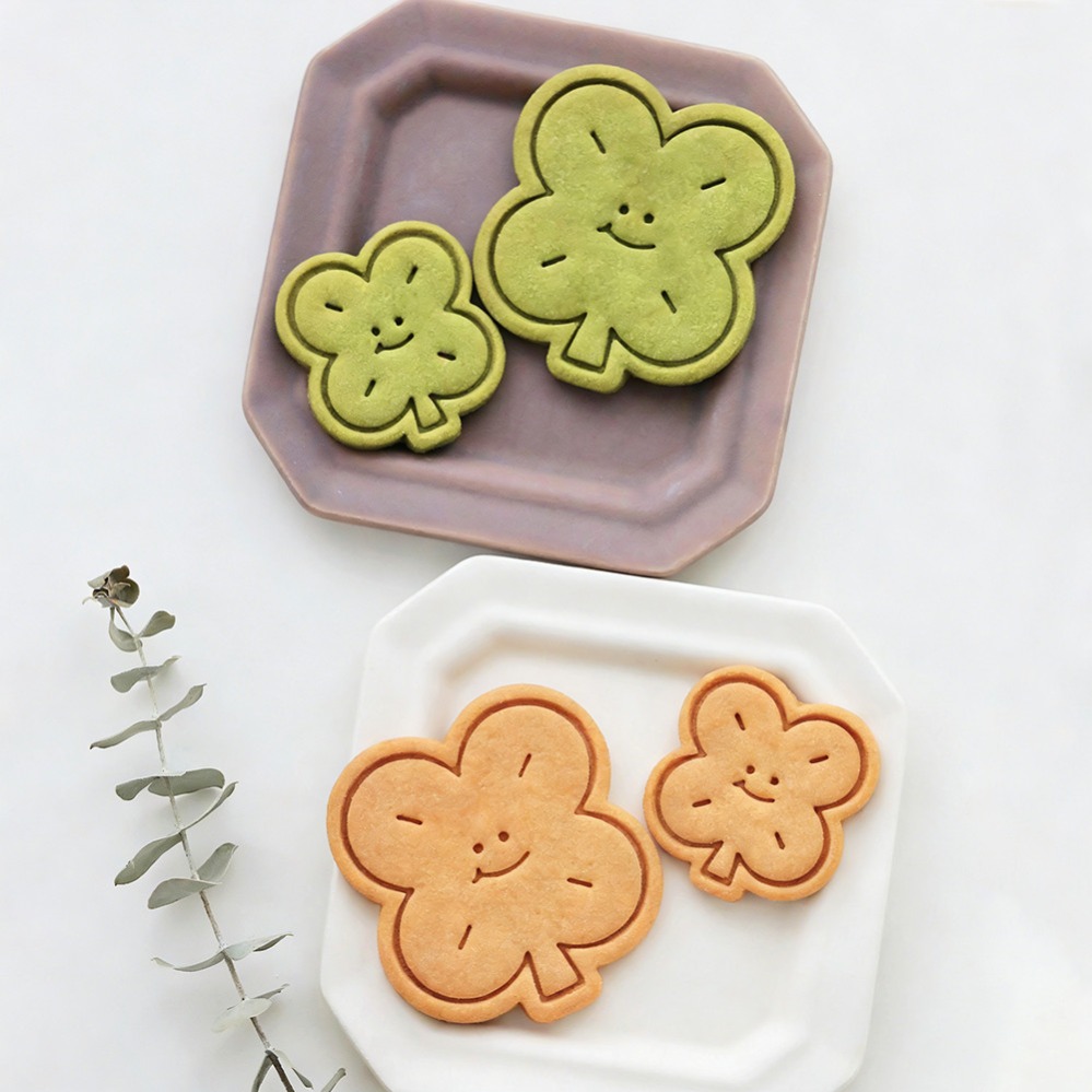 Lucky Four-Leaf Clover Cookie  - Commercial Kitchen Items review and price
