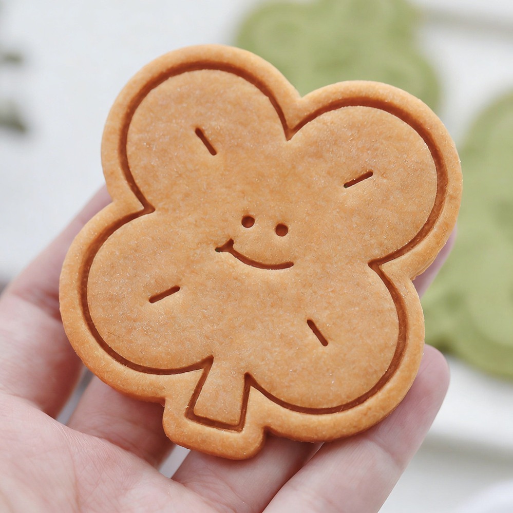 Lucky Four-Leaf Clover Cookie  - Commercial Kitchen Items review and price